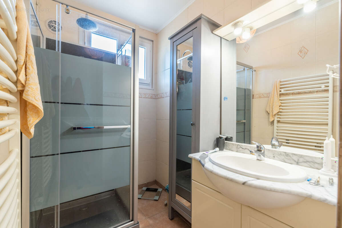 Maison à BRASSAC-LES-MINES