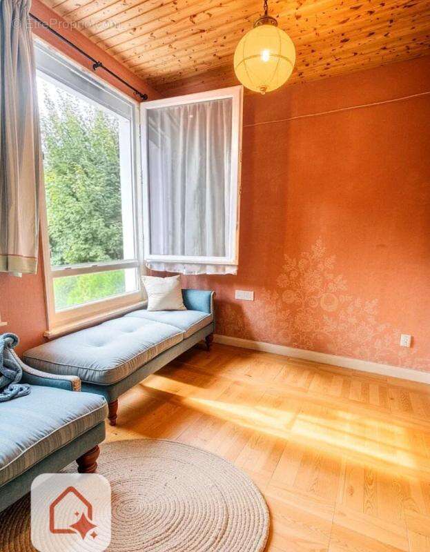 Maison à LA TOUR-DU-PIN