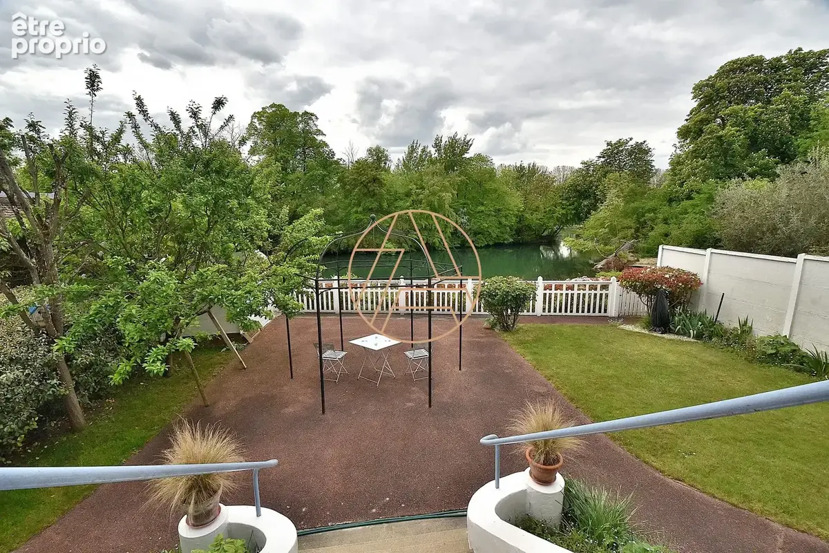 Maison 6 pièces 174 m² à vendre à Chennevieres-Sur-Marne (94430) - photo 3