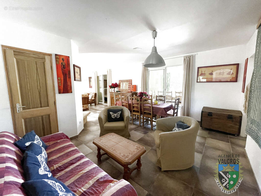 Maison à LA LONDE-LES-MAURES