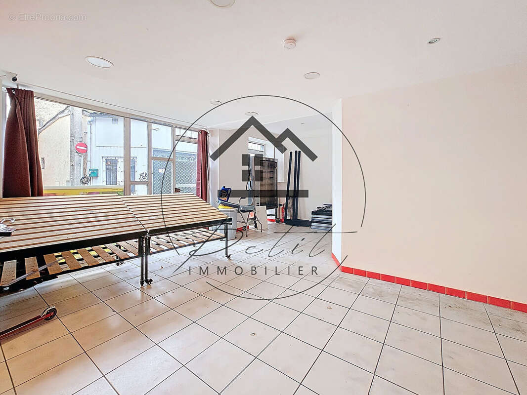 Appartement à MOUY