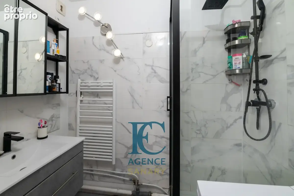 Appartement T2 meublé avec place de parking privative et piscine - photo 4