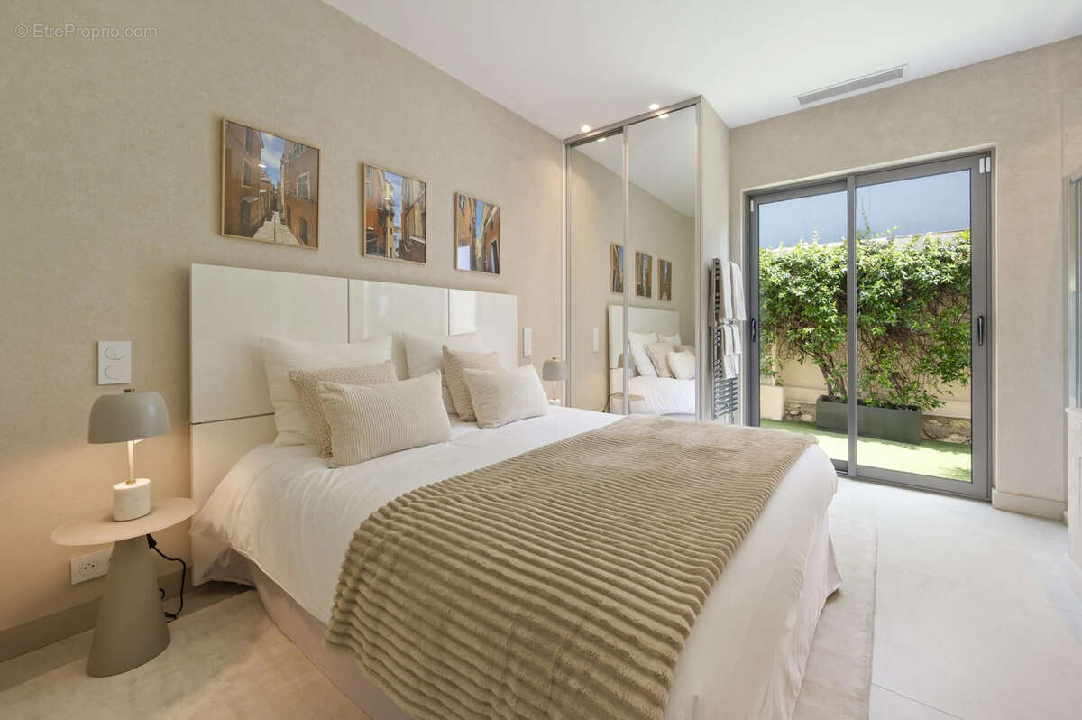Maison 187 m² à Villefranche-Sur-Mer  - photo 19