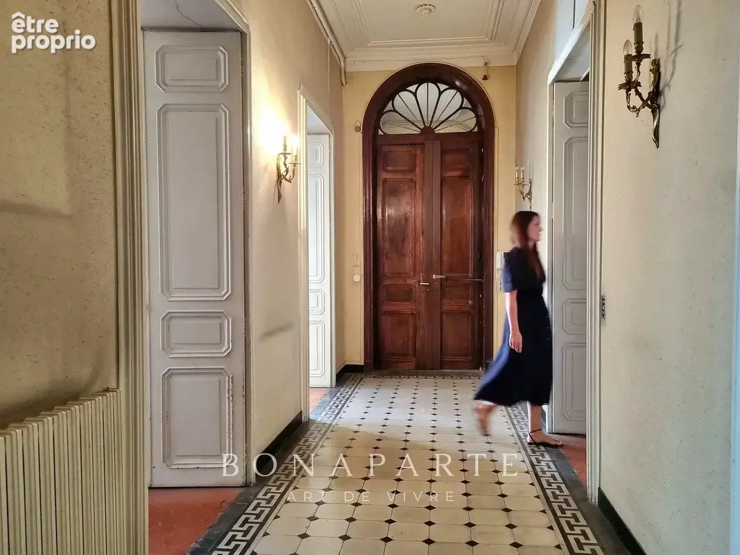 Photo Appartement à Nimes au prix de 495 000€