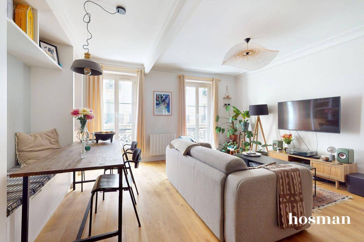 Appartement à PARIS-11E