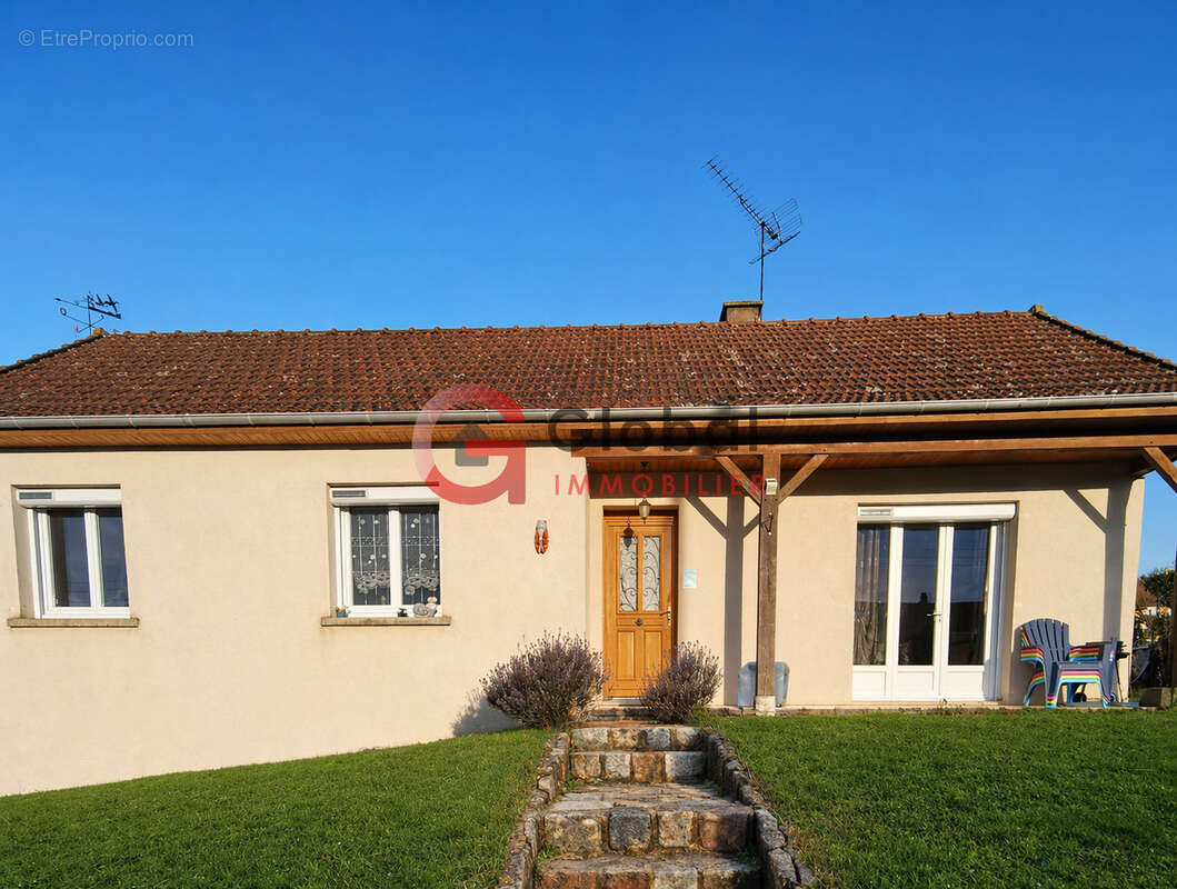 Maison à MAINSAT