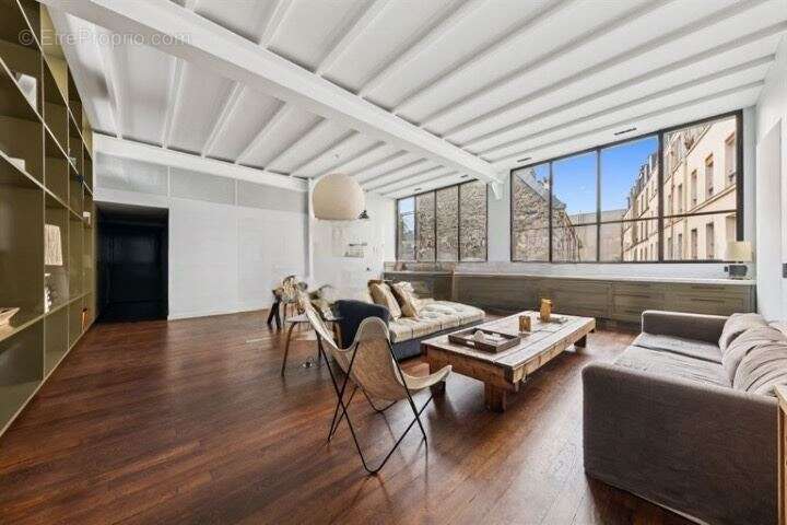 Appartement à PARIS-11E