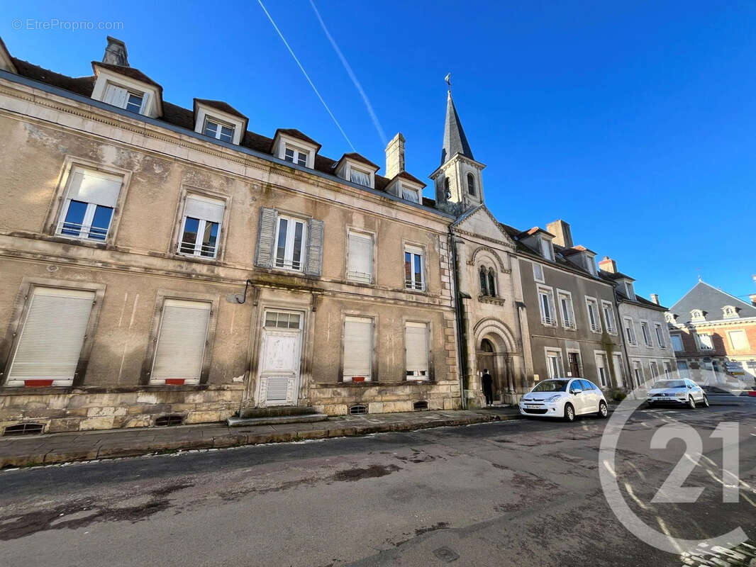 Maison à ENTRAINS-SUR-NOHAIN