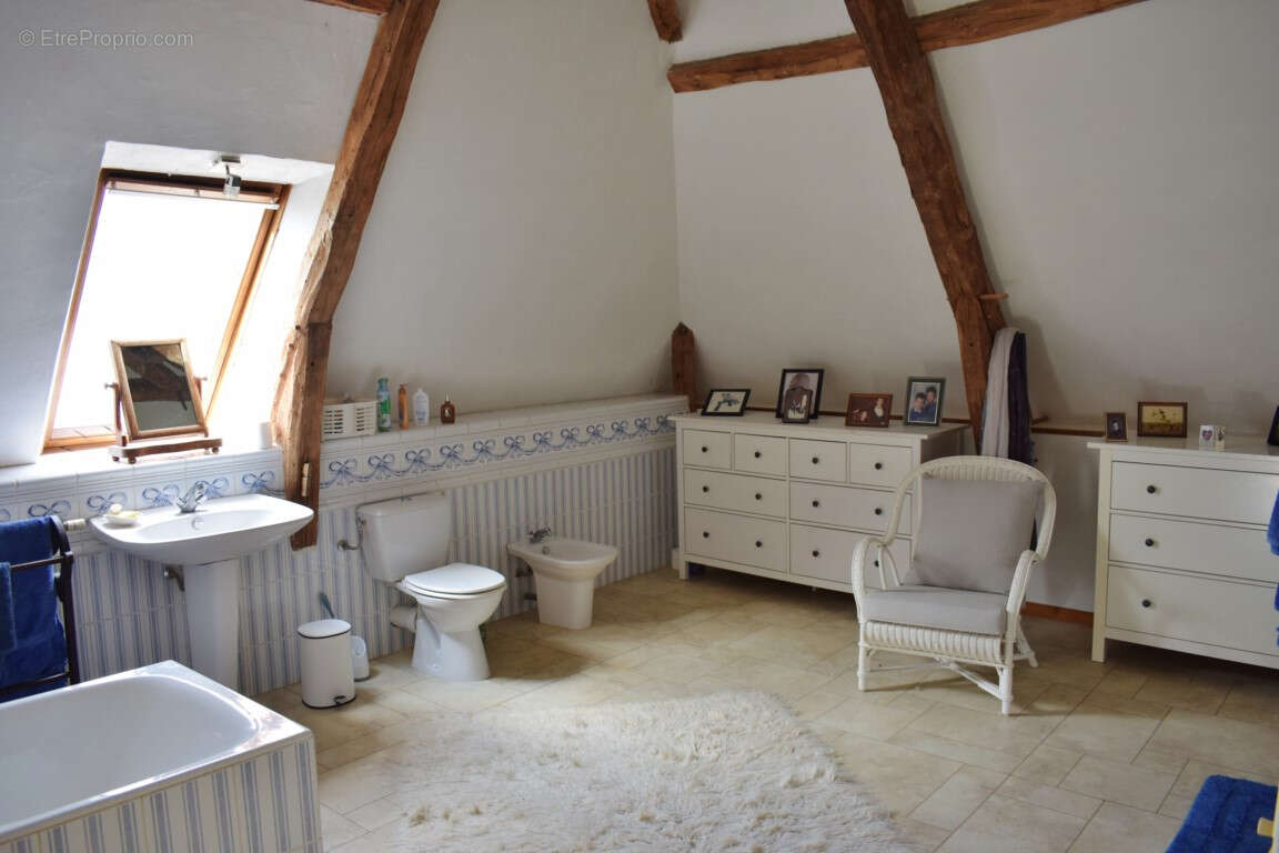 Maison à GOURDON
