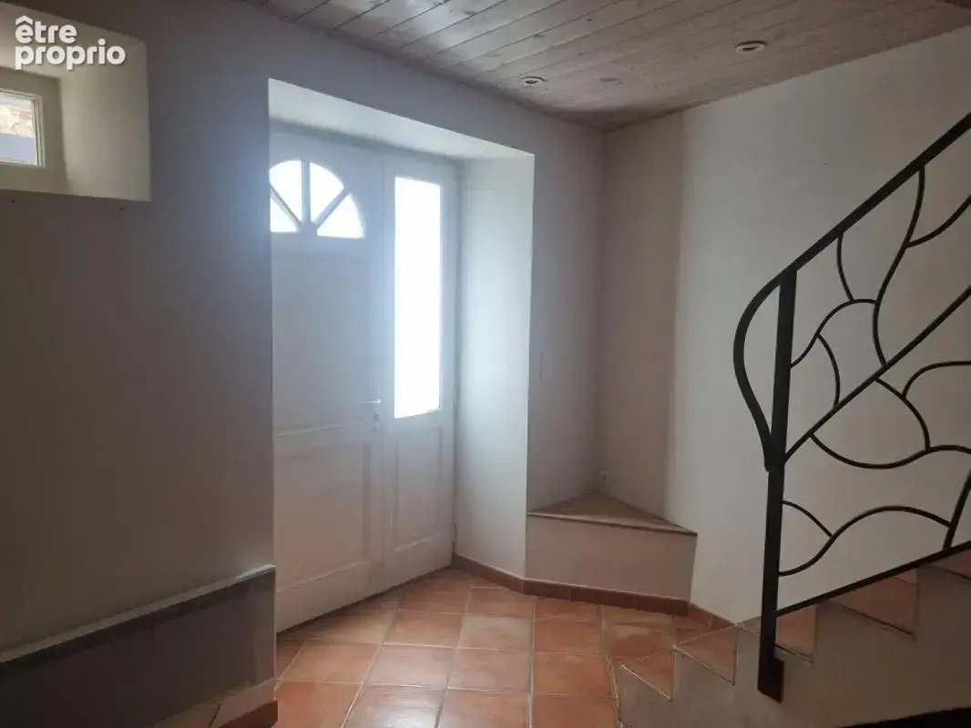 BOULIEU LES ANNONAY 07100  Maison en pierre de 43.63m² répartis sur 3 niveaux avec agencement optimisé et en très bon état génér - photo 2