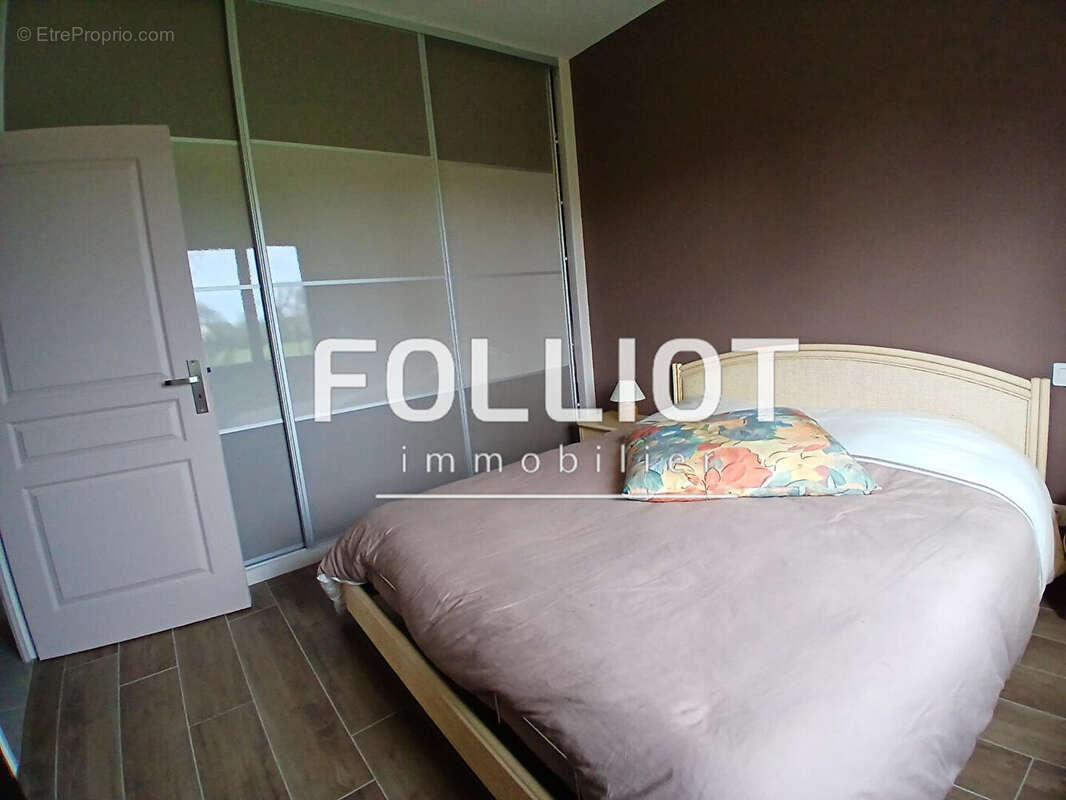Maison à LA HAYE-DU-PUITS