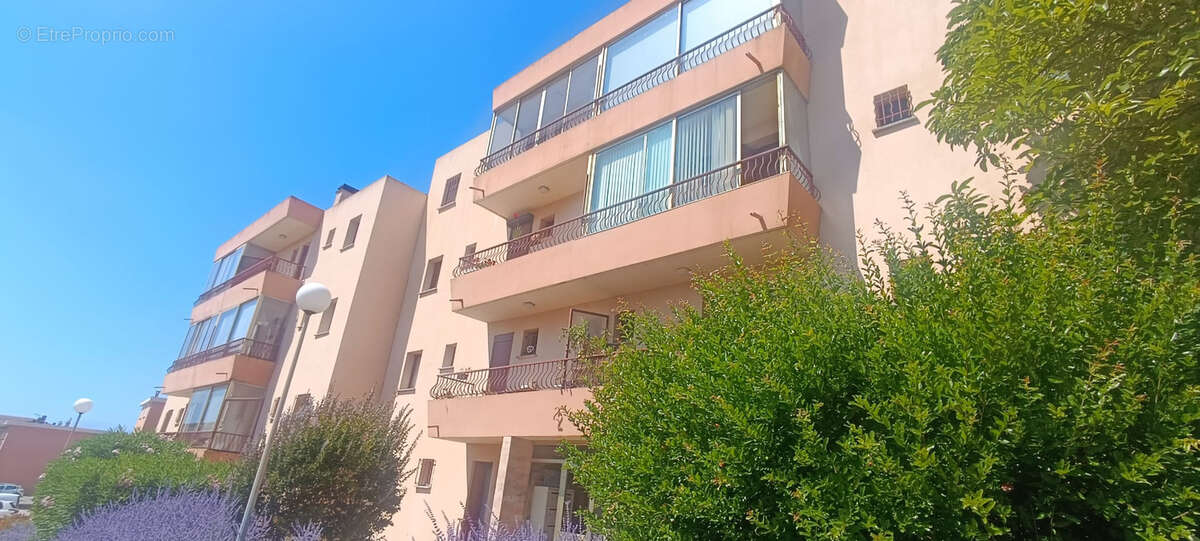 Appartement à SANARY-SUR-MER