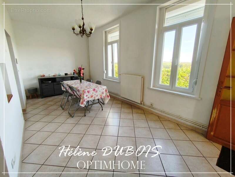 Maison à CERFONTAINE