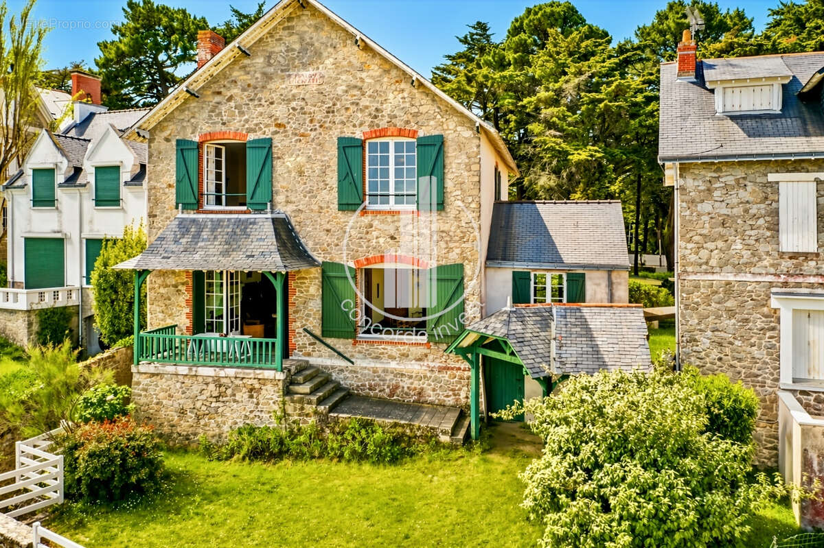 Maison à LE POULIGUEN