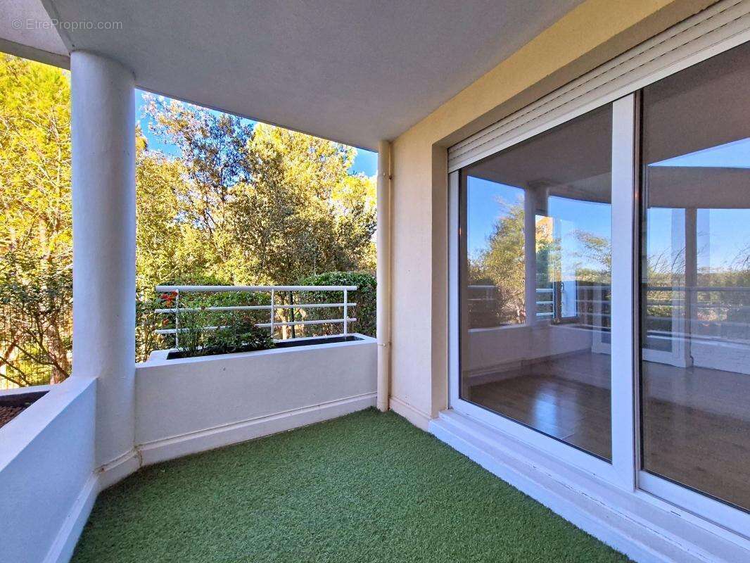 Appartement à LE CANNET