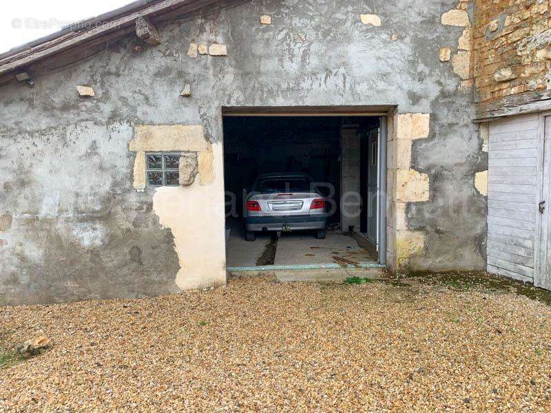 Maison à SAUZE-VAUSSAIS