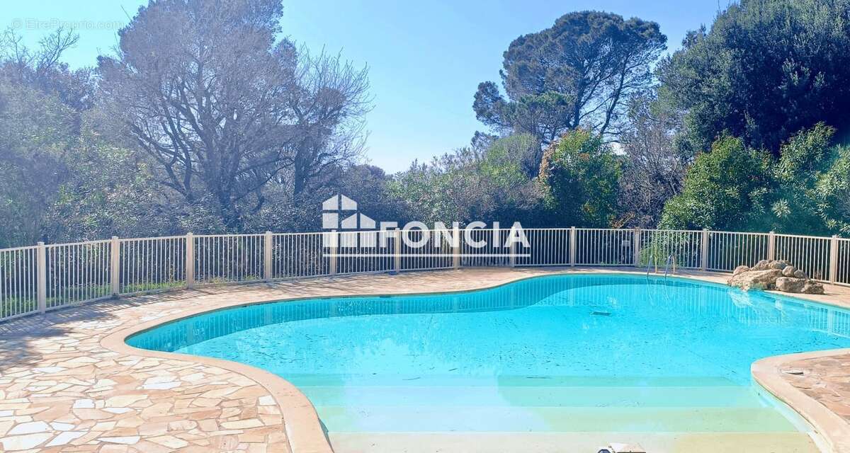 Appartement à SAINT-RAPHAEL