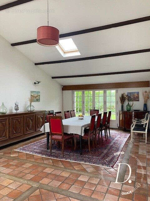 Maison à CHATEAU-SUR-EPTE