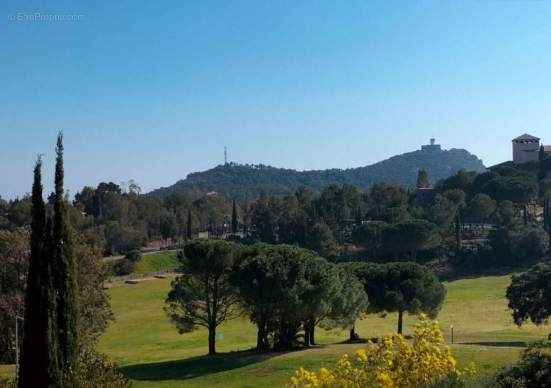 Appartement à SAINT-RAPHAEL