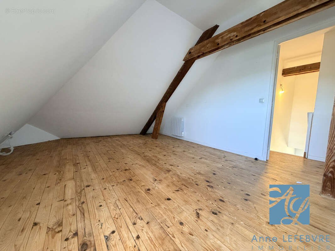 Maison de 5 pièces avec jardin et sous-sol - photo 11