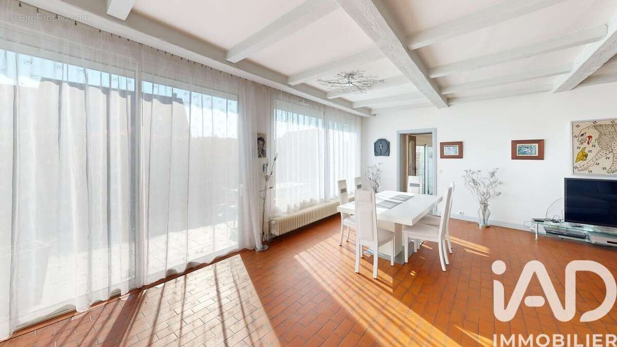 Photo 4 - Maison à VILLENOY