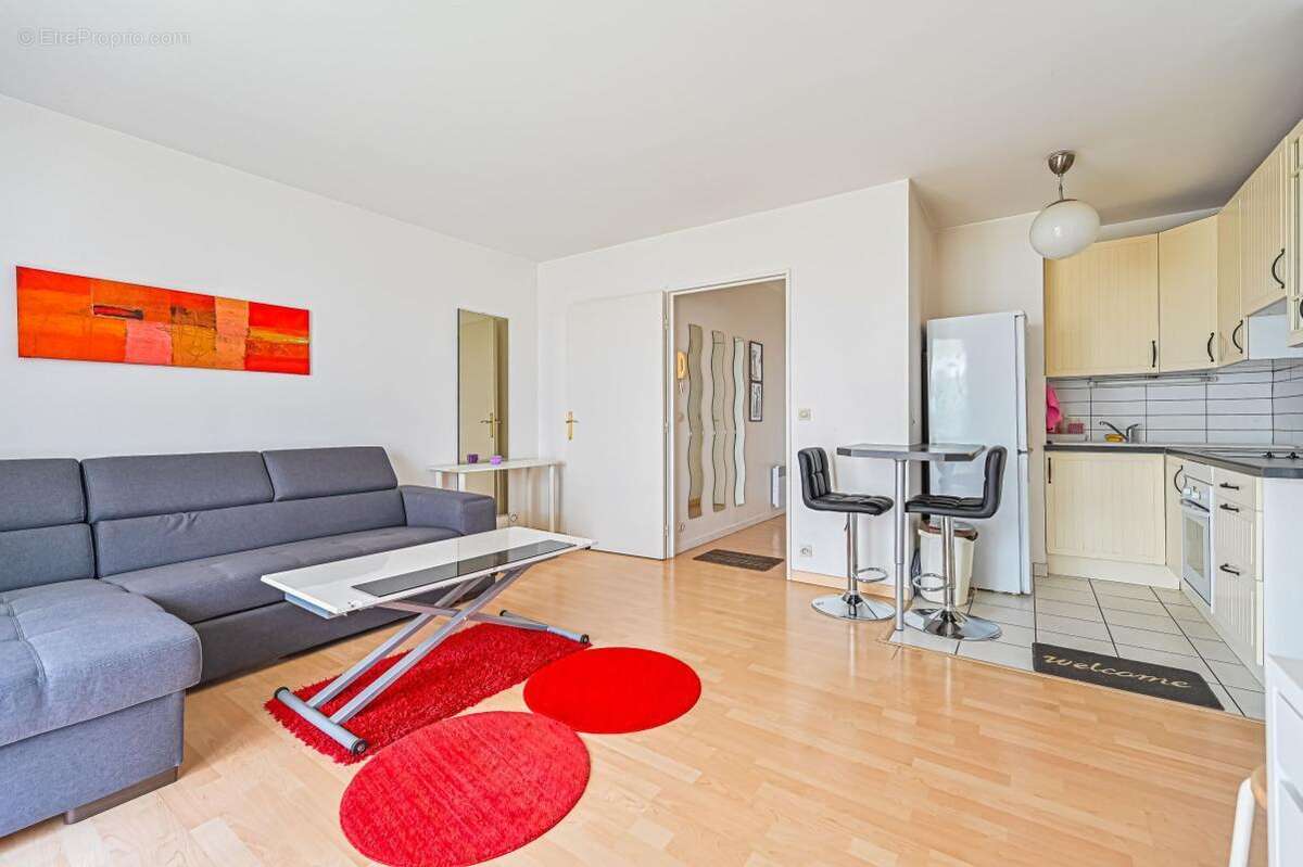 Appartement à PARIS-19E