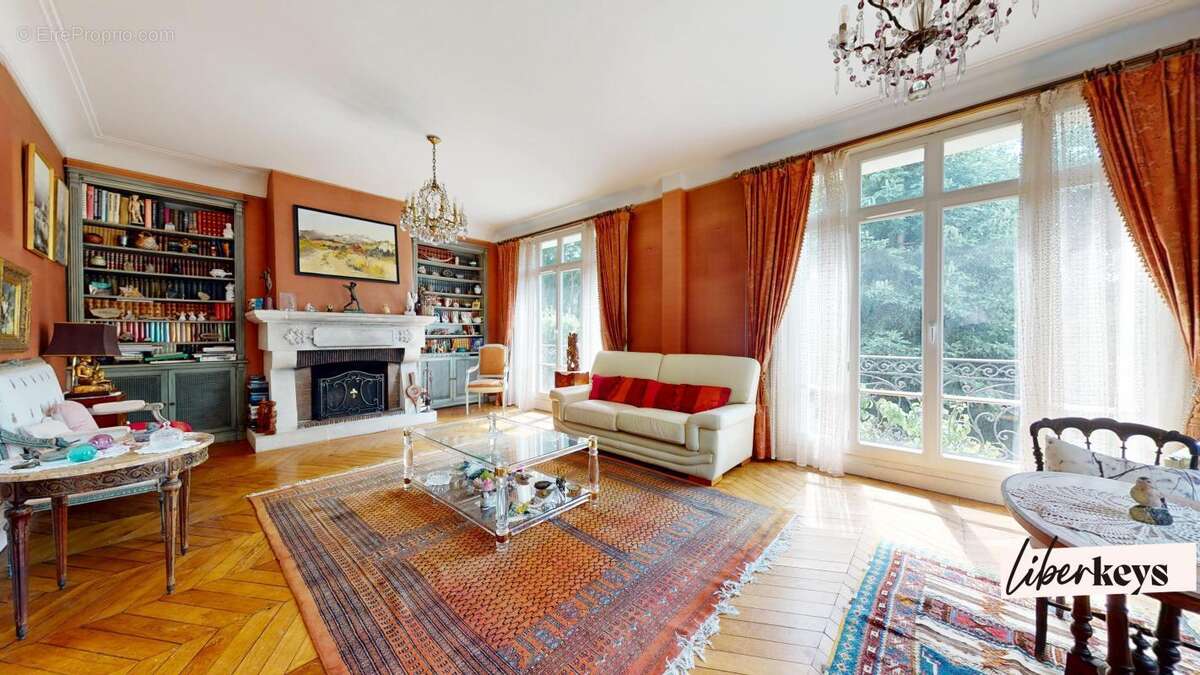 Maison à VAUCRESSON