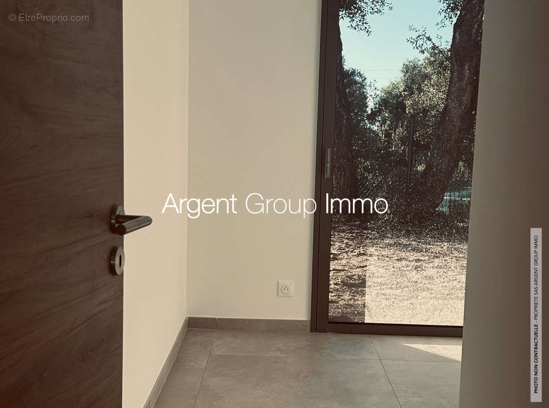 Maison à LE LAVANDOU