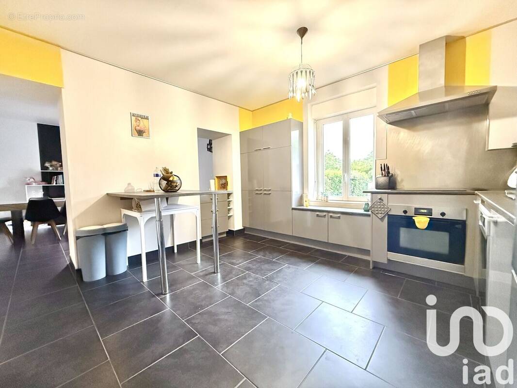 Photo 1 - Maison à SAINT-GEORGES-LES-BAILLARGEAUX