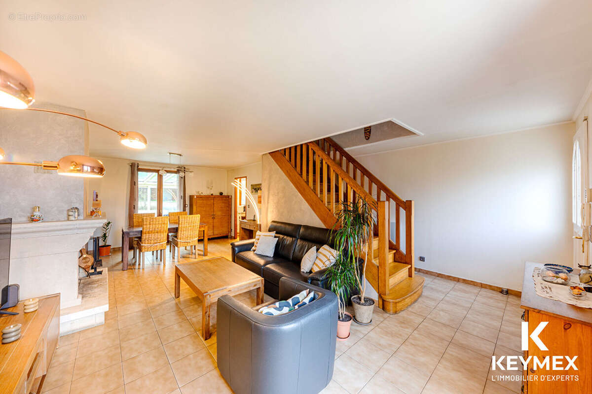 Maison à FRANCONVILLE