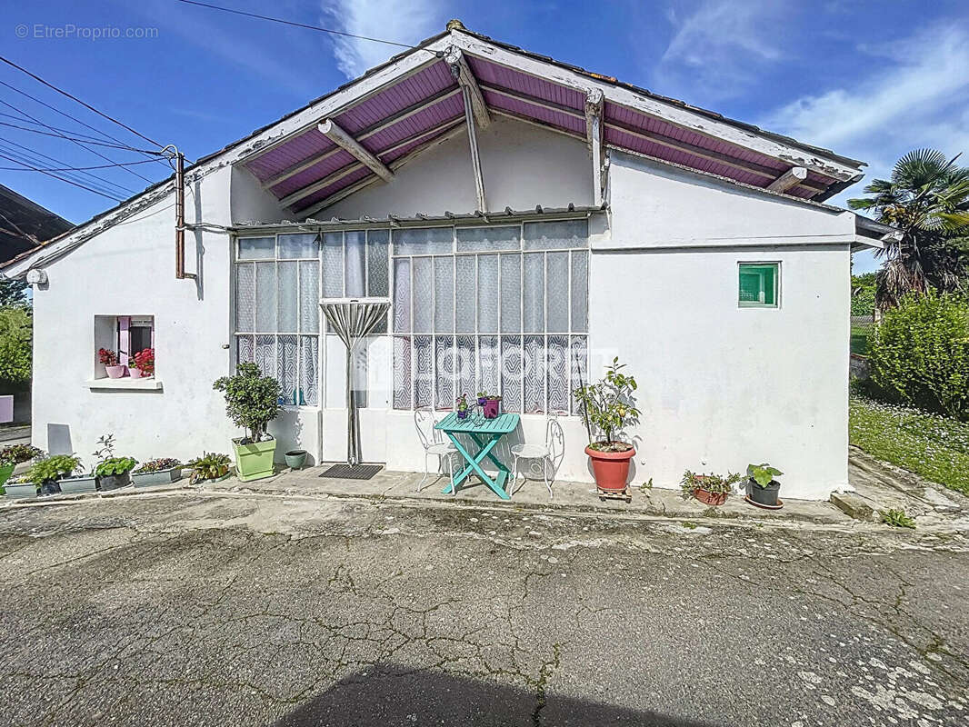 Maison à CASTELSARRASIN