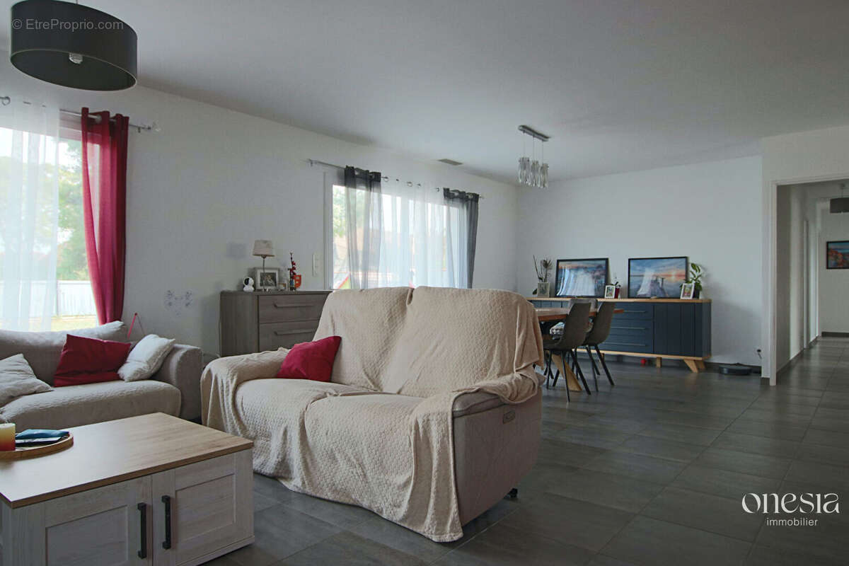 Maison 124 m² à Aussevielle  - photo 2