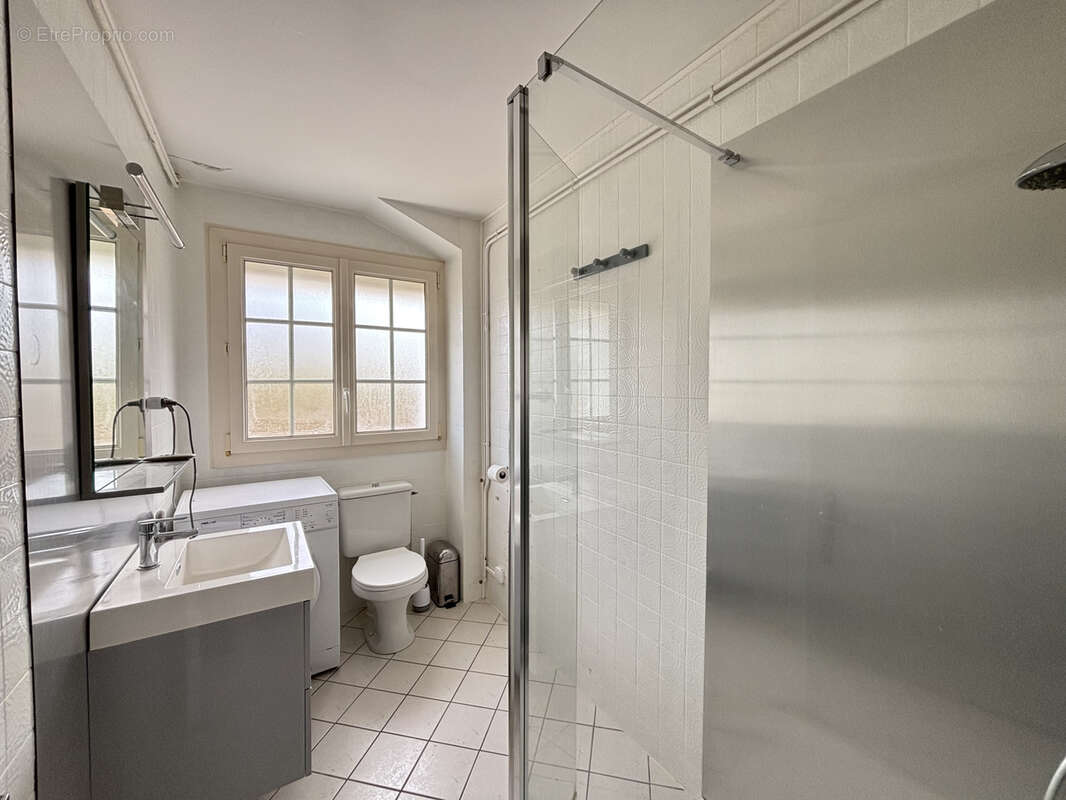 Maison à LE GIROUARD