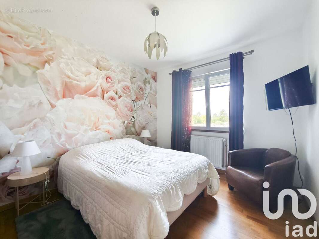 Photo 9 - Maison à SAINT-EUPHRAISE-ET-CLAIRIZET