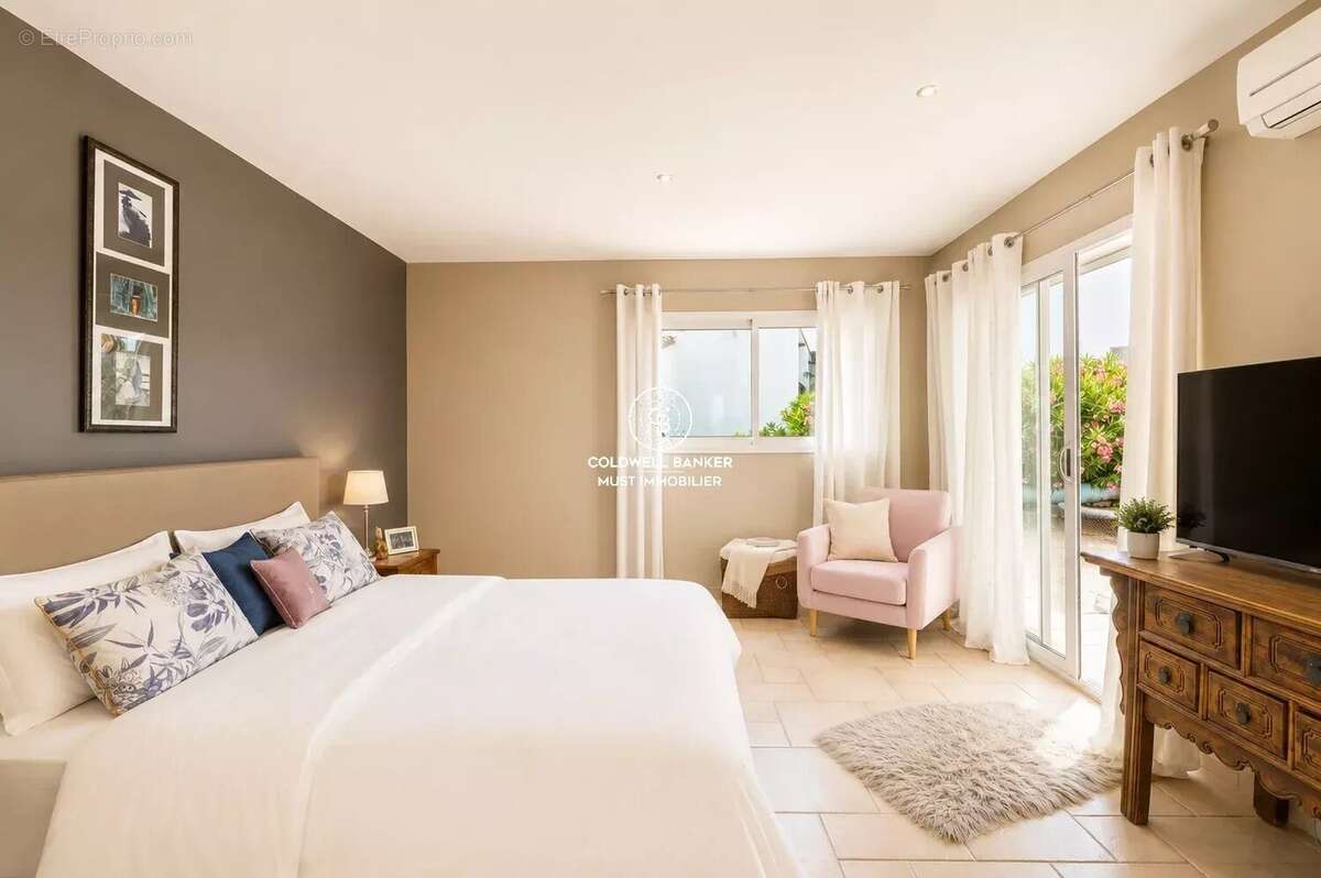 Saint-Cyprien : une adresse, une villa bien conçue - photo 6