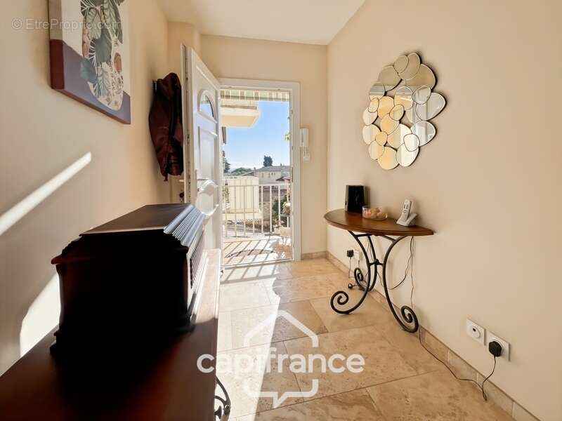 Appartement à HYERES
