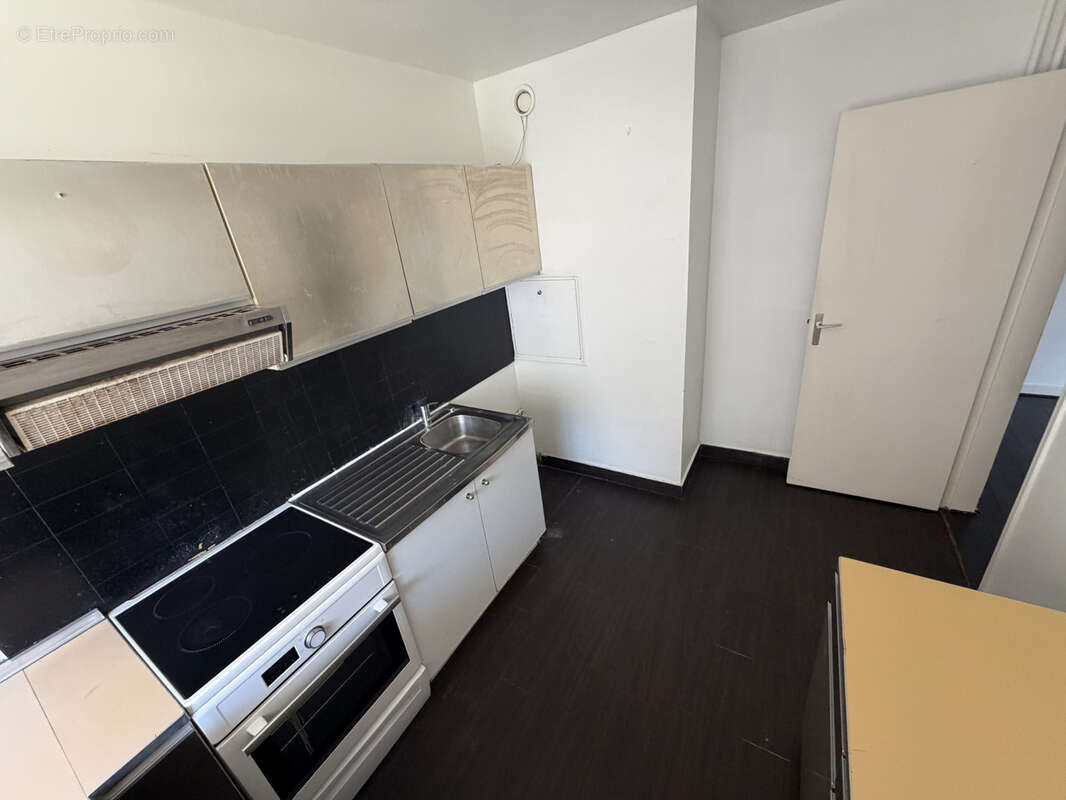 Appartement à PARIS-10E