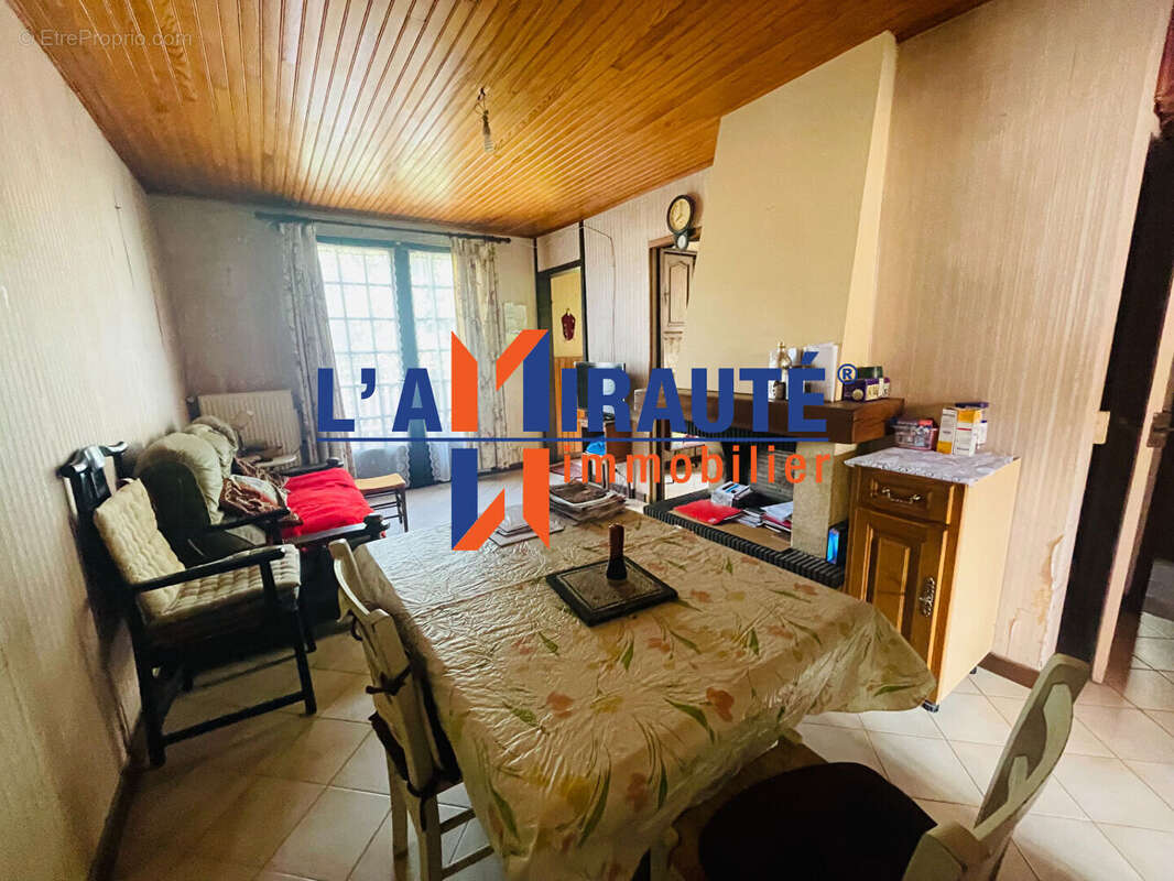 Maison à SARTROUVILLE