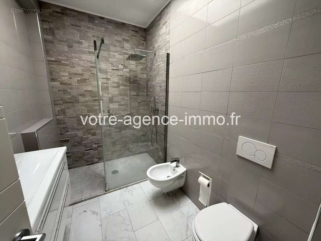 Maison à TOURRETTE-LEVENS