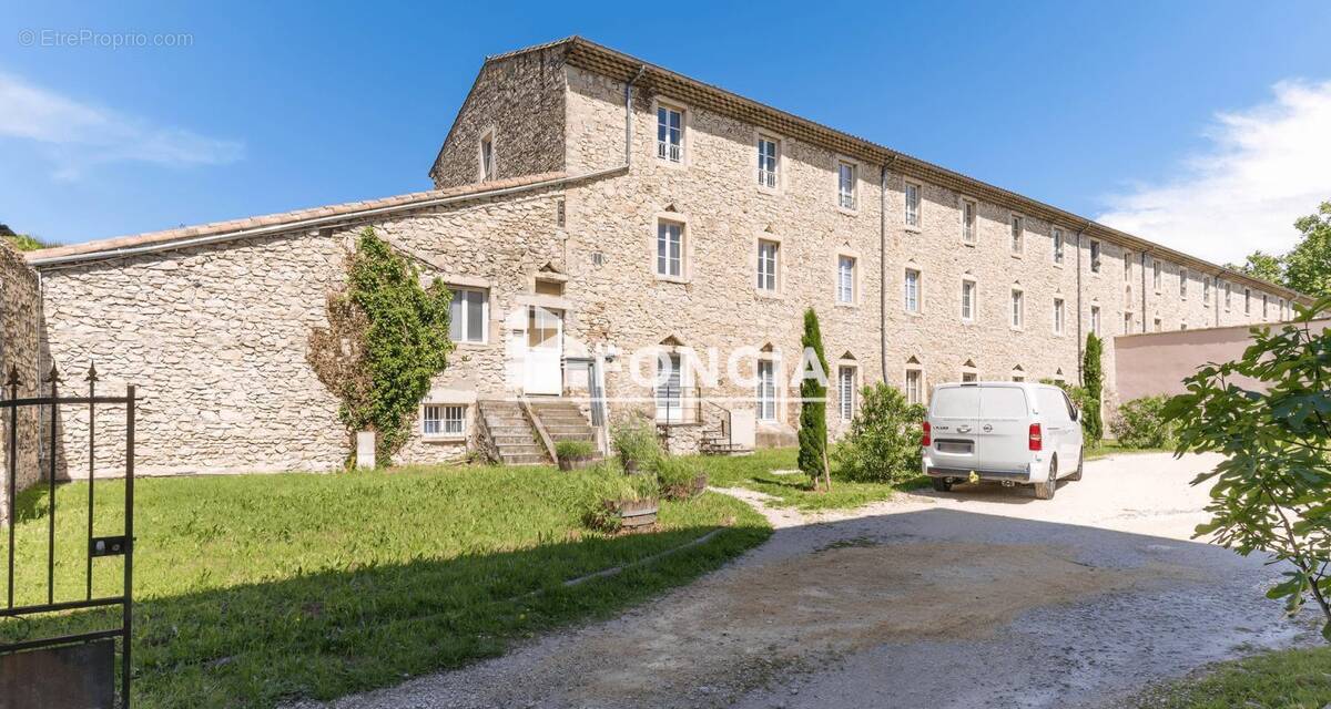 Appartement à MONTBOUCHER-SUR-JABRON