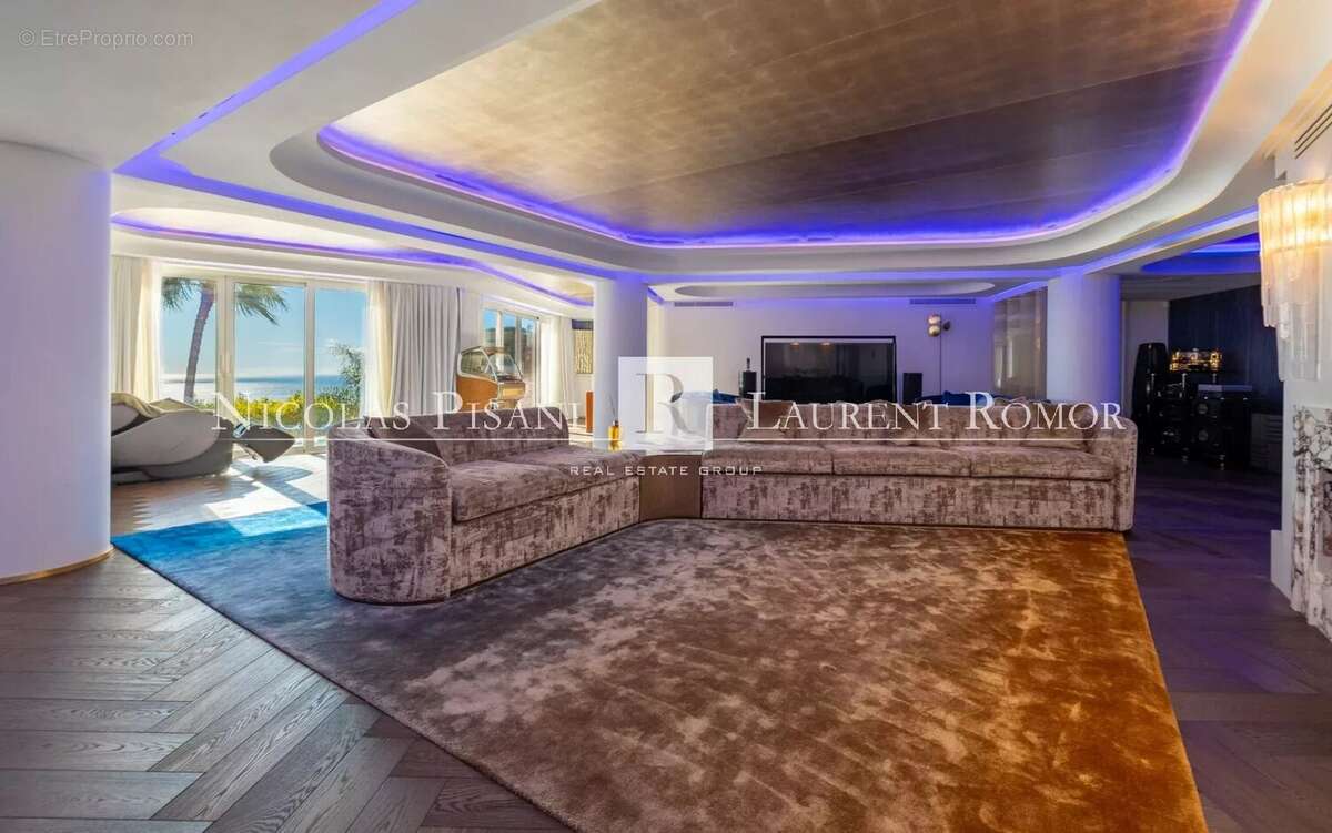 Maison à ROQUEBRUNE-CAP-MARTIN