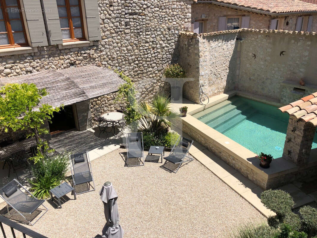 Maison à BUIS-LES-BARONNIES