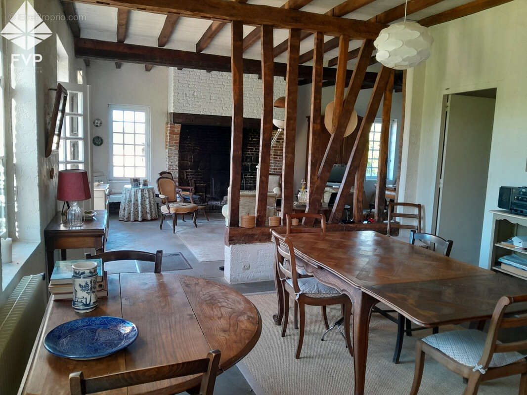 Maison à DOUDEVILLE