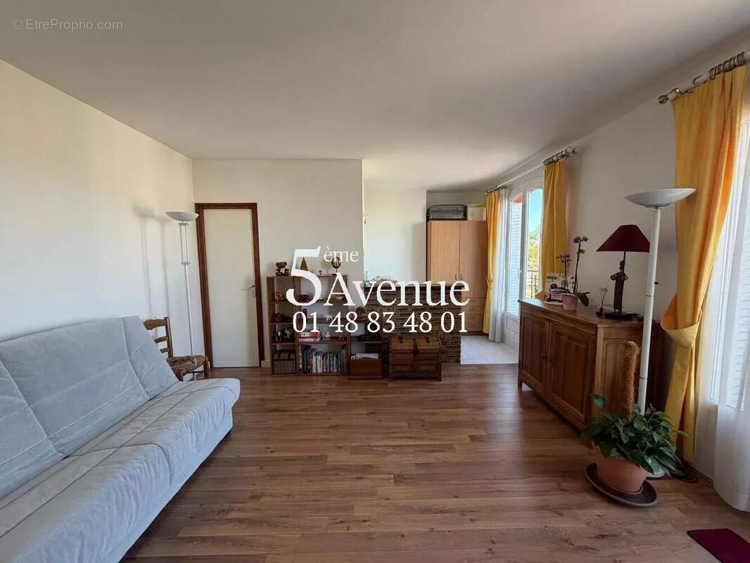 Appartement à SAINT-MAUR-DES-FOSSES