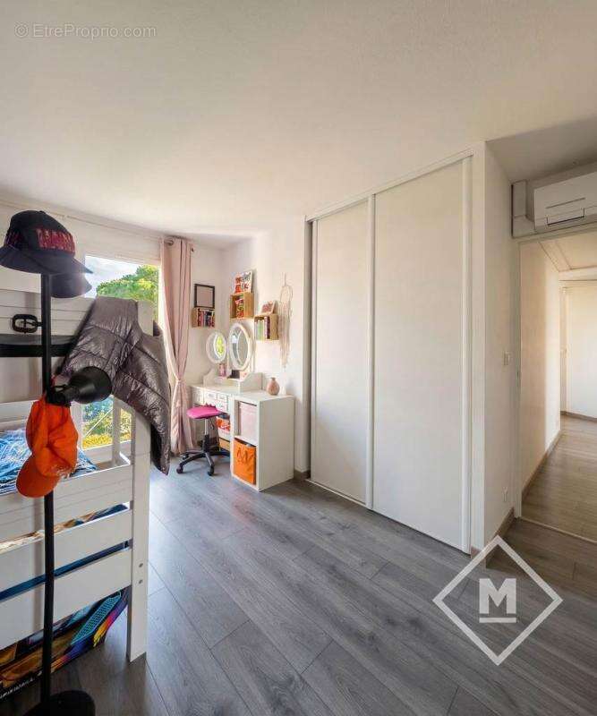 Appartement à MARSEILLE-9E