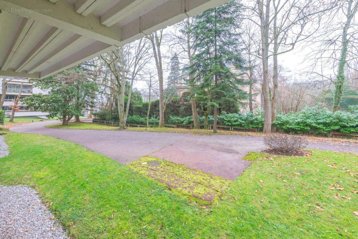 Appartement à LOUVECIENNES