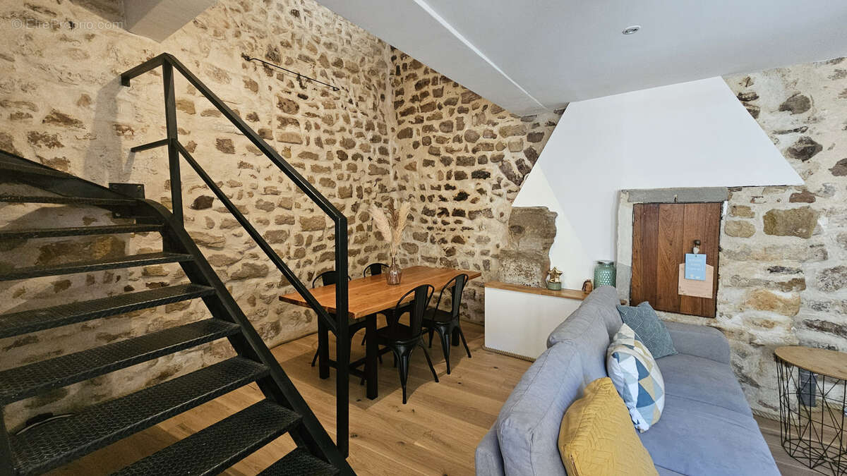 Maison à MORMOIRON