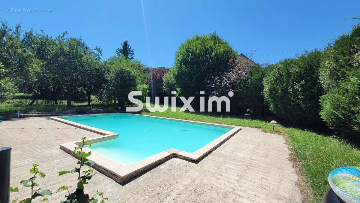Propriété de caractère en pierre - photo 2