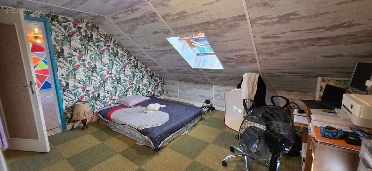 Maison à POULIGNY-SAINT-PIERRE