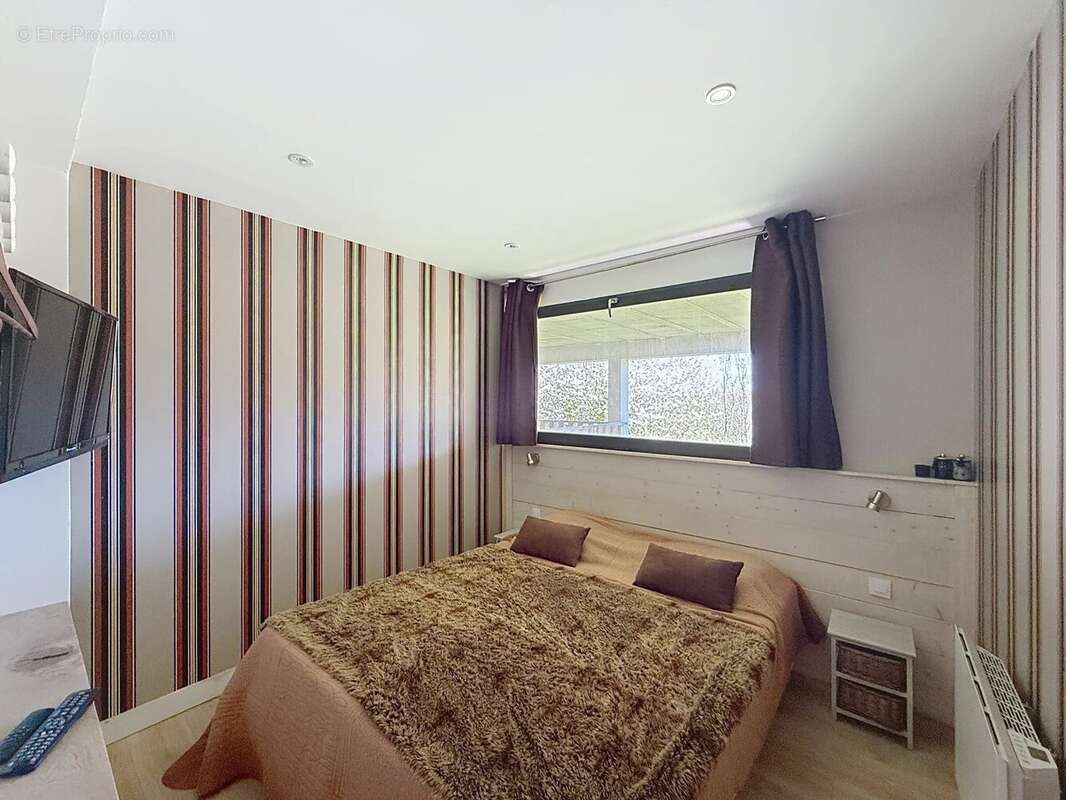 Vaste maison contemporaine dans un cadre verdoyant - photo 26